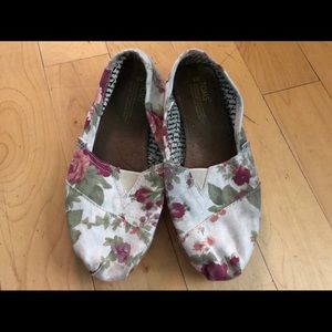 Floral toms